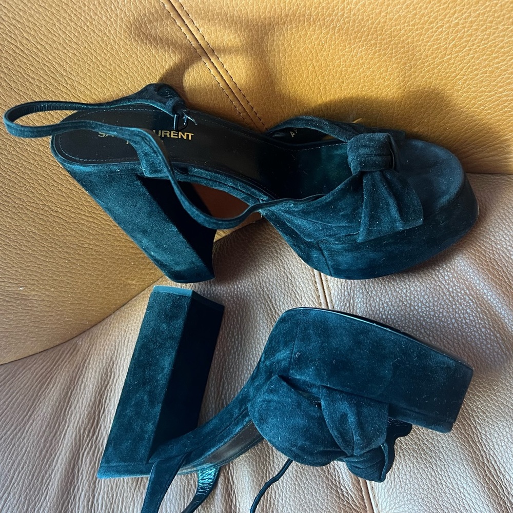 Yves Saint Laurent YSL suede platforms 38.5 (8.5)